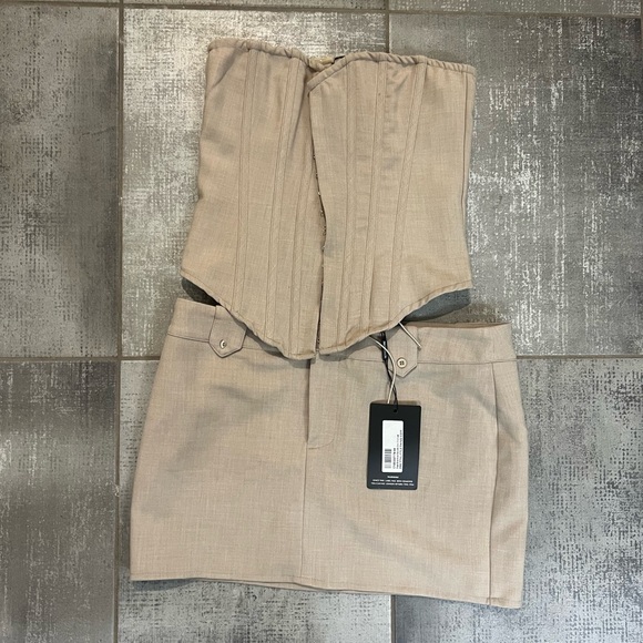 PLT woven corset and skirt set - Picture 2 of 3